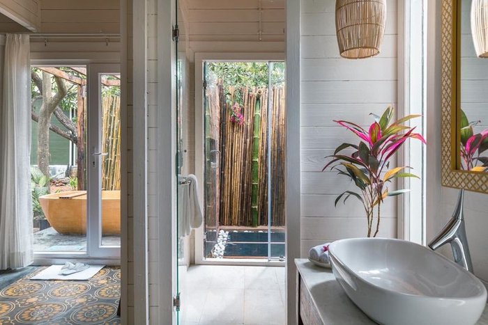 Larisa - Suite Room - Image 6